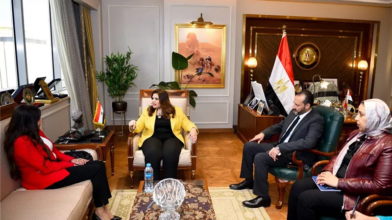 وزيرة الهجرة تبحث مع توتال التعاون في ملف التدريب من أجل التوظيف