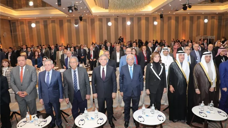 وزير التعليم يشارك فعاليات المنتدى العالمي الثالث لثقافة السلام