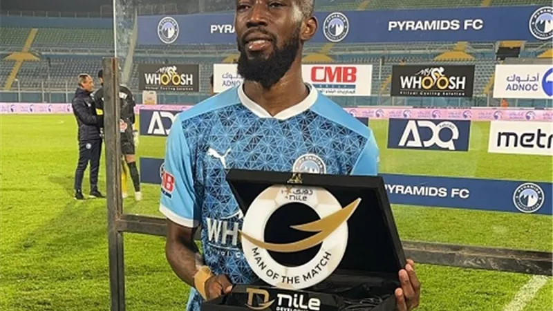 بلاتي توريه أفضل لاعب في مباراة بيراميدز أمام الاتحاد