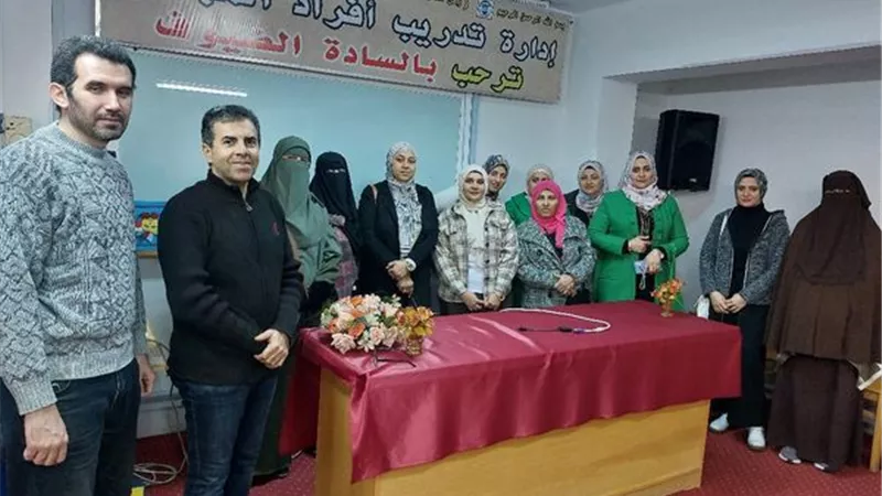 جامعة القناة تناقش 