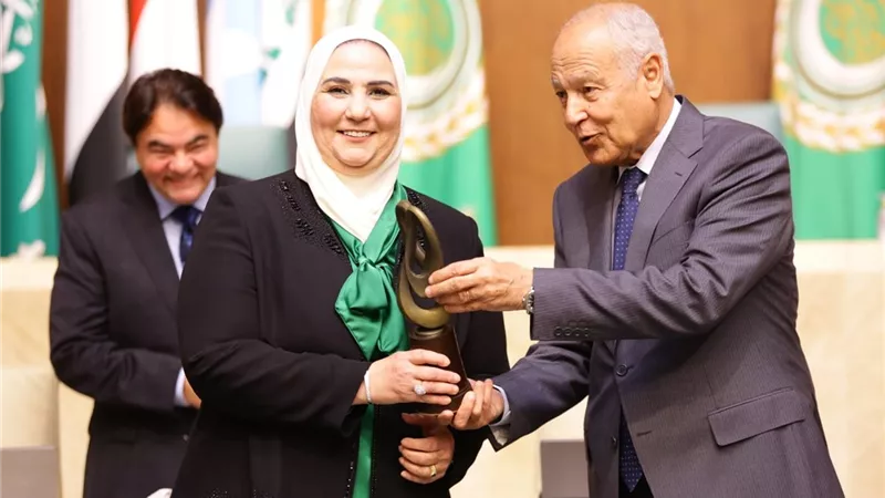 جامعة الدول العربية تكرم القباج في اليوم العربي للاستدامة