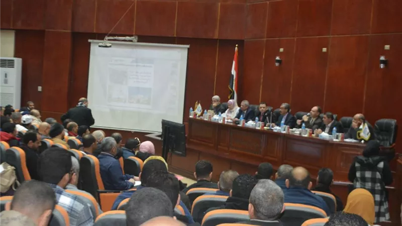 بيع محال تجارية وقطع أراض ببدر والشروق بالمزاد العلني.. تفاصيل