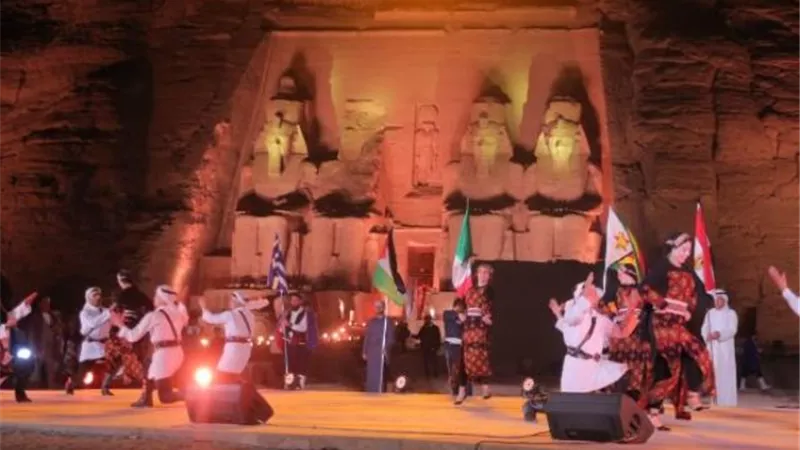 عروض مصرية وأجنبية بمعبد أبي سمبل ضمن مهرجان أسوان للفنون الشعبية