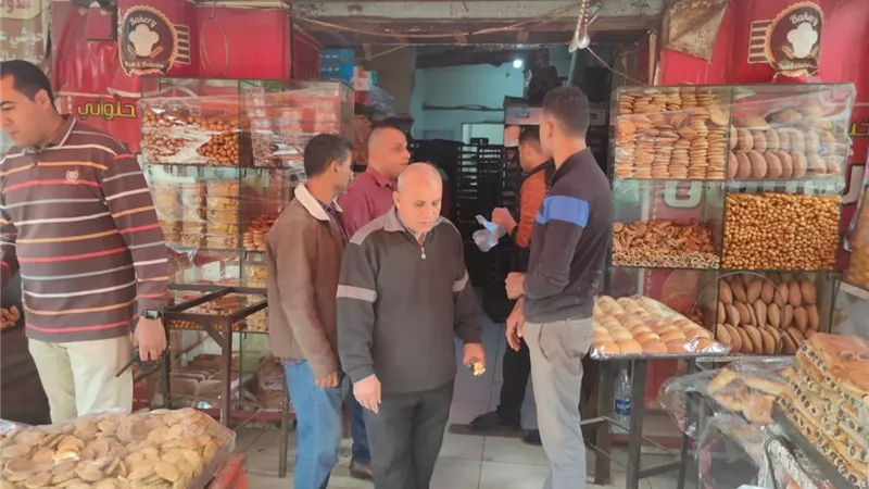 محافظ كفرالشيخ: تحرير 12 محضرًا مخالفات بمخابز ومحلات ببيلا