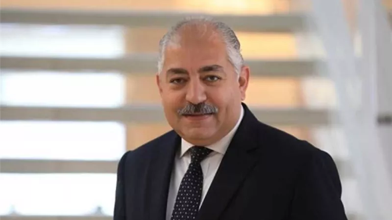 شقيق العامري فاروق: الخطيب سيضع اسمه على المبني الإداري للأهلي