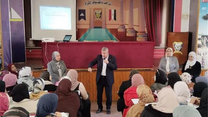 غريب يطالب معلمات رياض الأطفال بإكتشاف مواهب التلاميذ وتنميتها