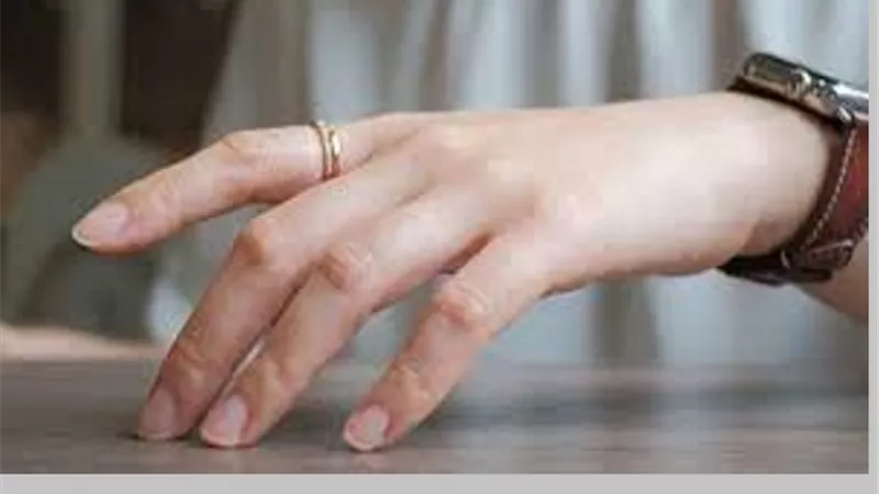لبس الخاتم فى السبابة والوسطى للبنات حكمه يُبينه امين الفتوى