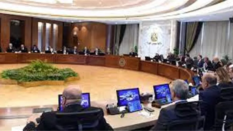 مدبولى يوجه بمشاركة الوزراء الفاعلة في جلسات المرحلة الثانية من الحوار الوطنى