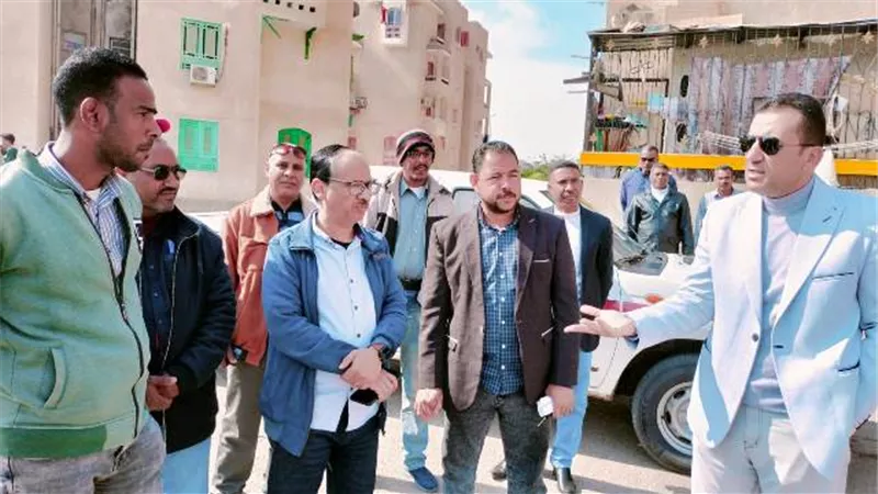 جهاز طيبة الجديدة يشن حملة على الإشغالات ويفرض غرامات فورية.. صور