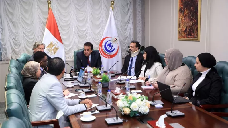 وزير الصحة يستقبل ممثل برنامج الأمم المتحدة الإنمائي لمناقشة التعاون