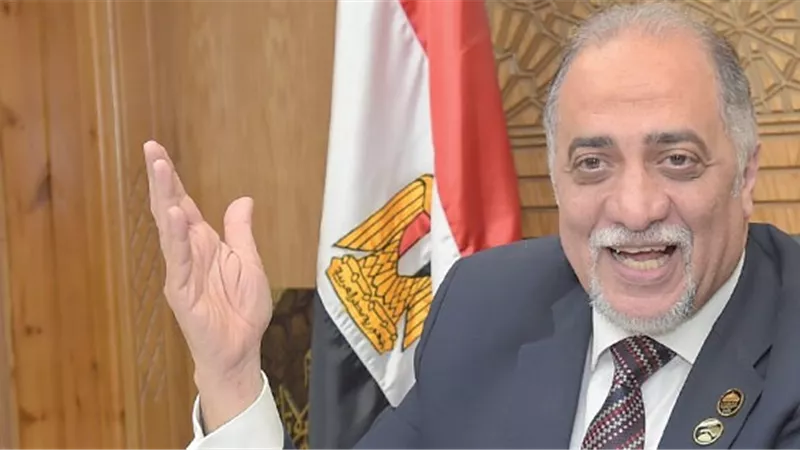 زعيم الأغلبية يشيد بالصفقة الاستثمارية.. ويؤكد: لدينا بيئة اقتصادية محفزة للاستثمار