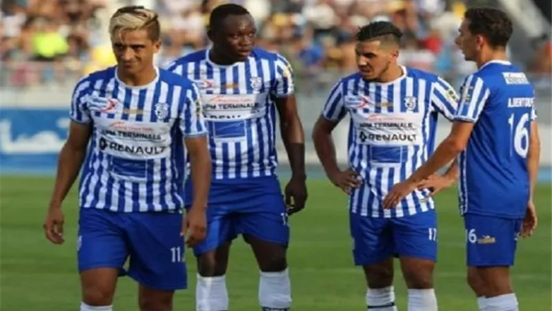 الدورى المغربى .. اتحاد طنجة يحقق فوزا قاتلا أمام تواركة