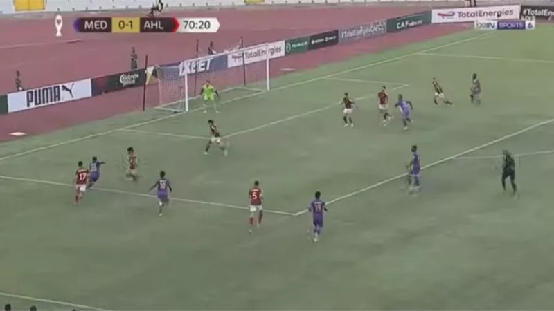 بعد مرور 75 دقبقة الاهلى يتقدم على ميدياما بهدف