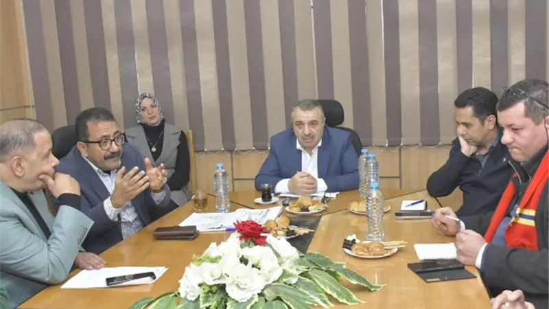 رئيس مياه دمياط يتابع الموقف التنفيذى لمشروعات حياة كريمة