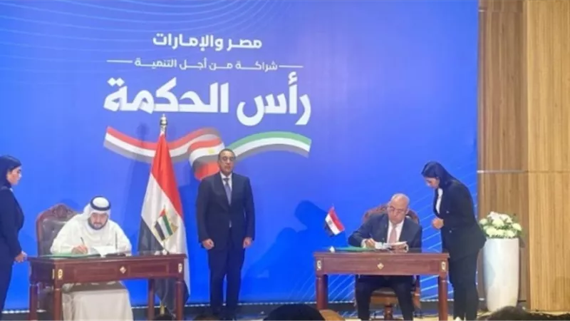 ردود أفعال ايجابية إمارتية عن صفقة رأس الحكمة .. توفر مئات الآلاف من الوظائف وترفع موارد مصر من النقد الأجنبى