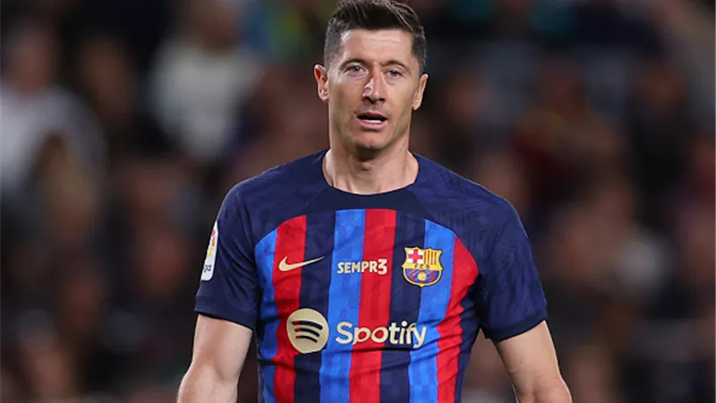 الدوري الإسباني.. ليفاندوفسكي يقود تشكيل برشلونة أمام خيتافي