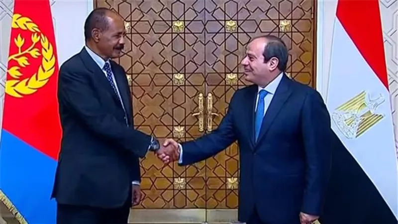 الرئيس المصري يستقبل نظيره الإريتري بقصر الإتحادية