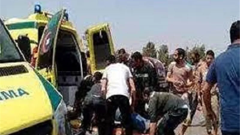 إصابة ٤ اشخاص من أسرة واحدة فى تصادم سيارتين بالشرقية