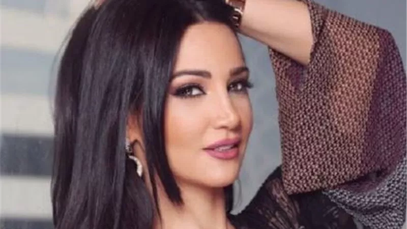 سر غياب ديانا حداد فى حفل تكريمها فى دبى