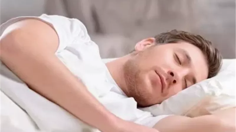 3 كلمات قبل النوم تمحو ذنوبك وتفتح الأبواب المغلقة
