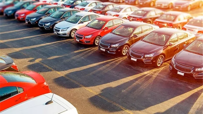 انخفاض الأسعار قريبا .. شعبة السيارات تكشف