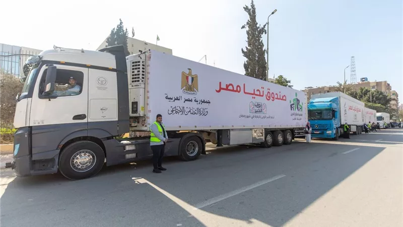 3287 طن مواد غذائية .. صندوق تحيا مصر يطلق المرحلة الثالثة من قوافل أبواب الخير