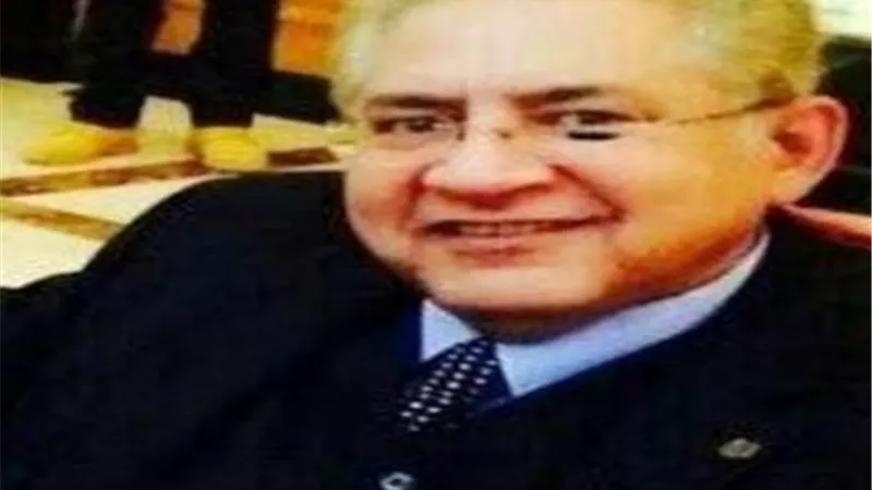 غياب الوسط الفنى عن وداع منتج 
