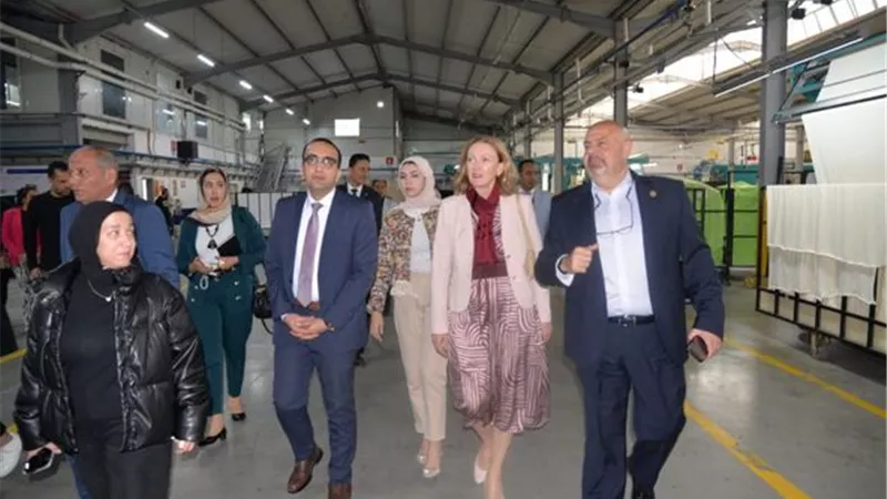 سفيرة سلوفاكيا تزور المنطقة الحرة الإستثمارية بالإسماعيلية
