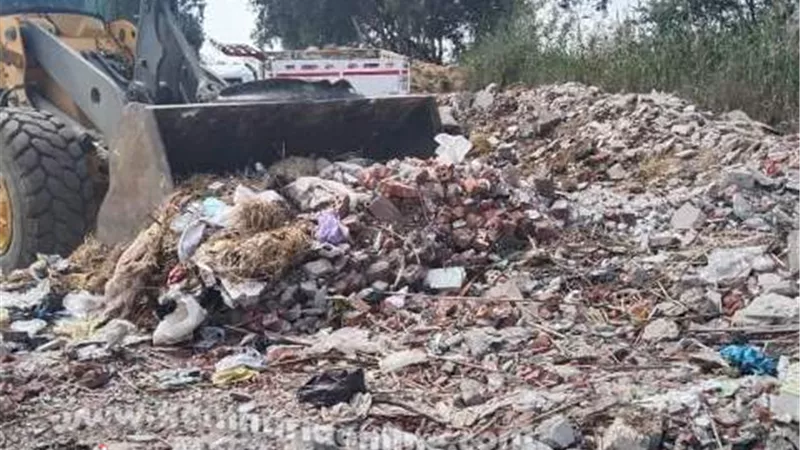 إزالة ١٣ حالة تعدى على أملاك الدولة بكفر البطيخ