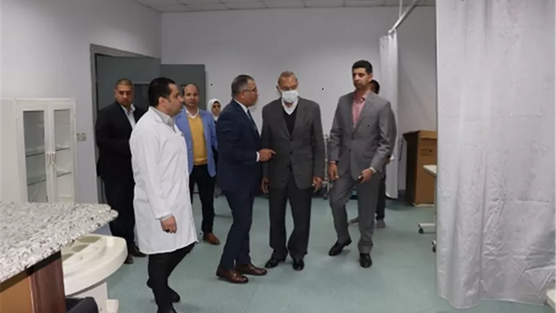 محافظ القليوبية يتفقد مستشفيات طوخ العام والحميات وبهتيم للجراحات