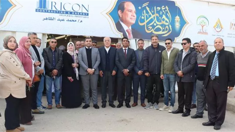 رئيس جهاز الشيخ زايد يفتتح معرض 