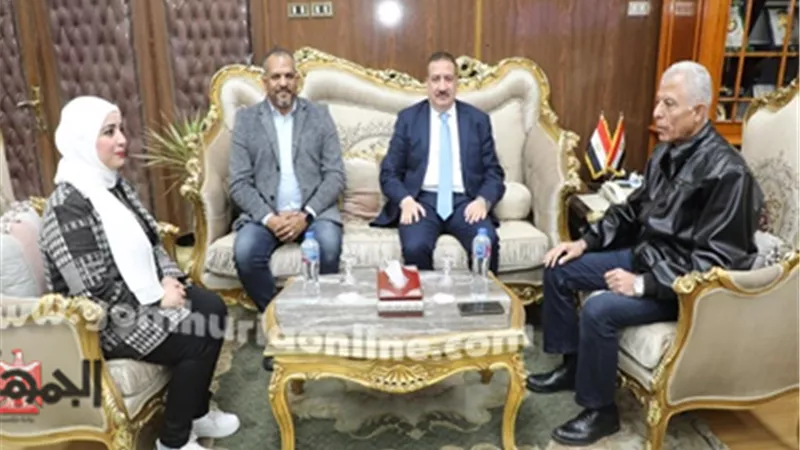 محافظ المنوفية يلتقي مستشار رئيس مجلس الوزراء لمتابعة حياة كريمة