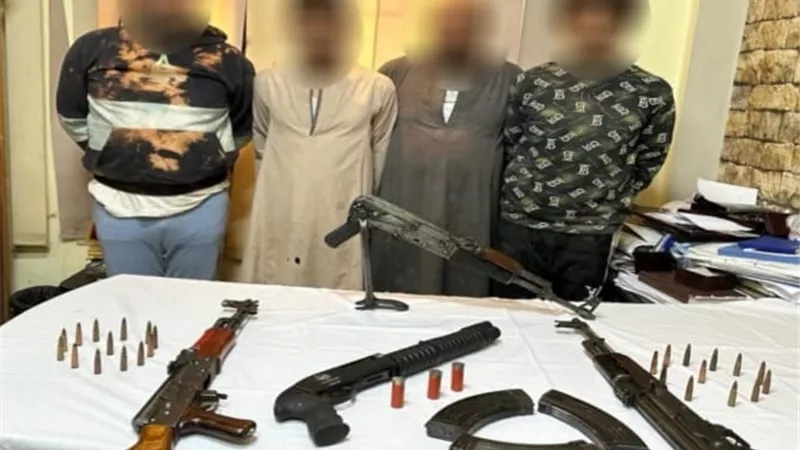 بمضبوطات 1.6 مليون جنية .. ضبط معلمين الكيف ب 4 محافظات
