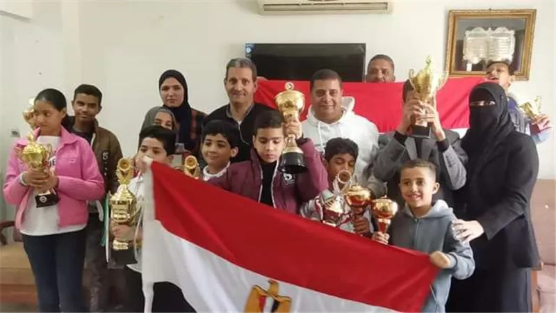 مدير الشباب والرياضة يستقبل أبطال أكاديمية الإبداع بالبحر الأحمر