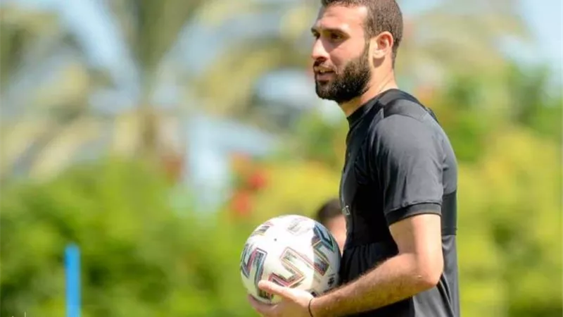 عبد الظاهر السقا يكشف أسباب فشل انتقال عمر كمال للزمالك .. شاهد