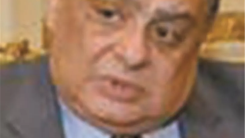عقوبات مشددة للاعتداء على الموظف العمومى