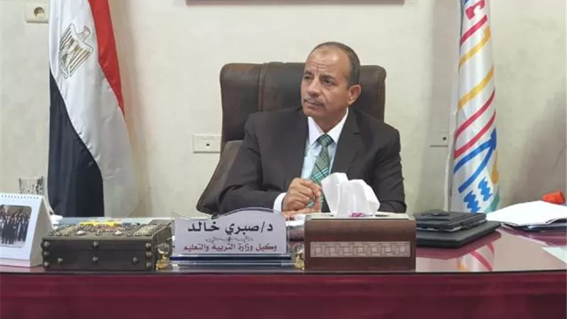 عثمان يلتقى المرشحين للمبادرة الرئاسية 