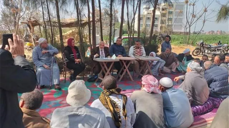 مدرسة حقلية إرشادية عن زراعة محصول بنجر السكر بالشرقية