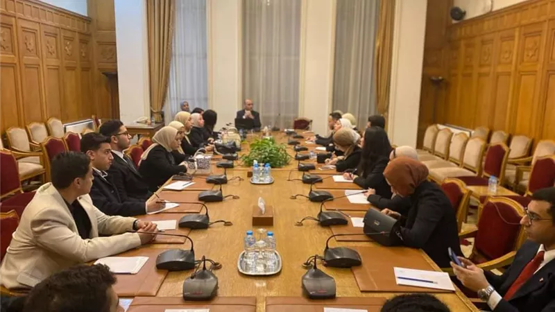 طلاب حقوق عين شمس في زيارة لجامعة الدول العربية