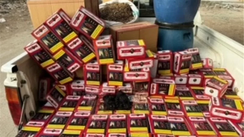 ضبط مصنع معسل بدون ترخيص.. بالفيوم