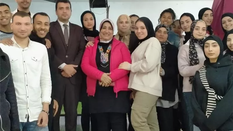 الجيزة تنظم ندوة بعنوان التسويق الشخصي في سوق العمل