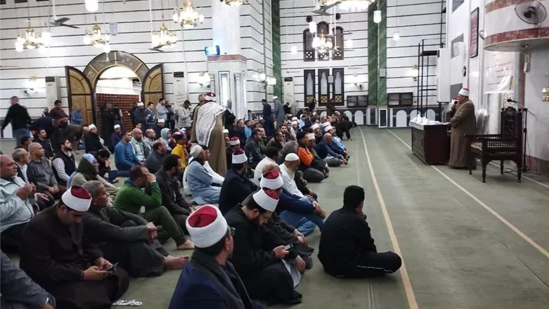أوقاف القليوبية تعقد اللقاء الشهري (الأسرة أمان المجتمع ) بالعبور