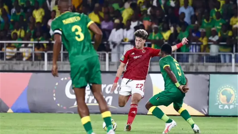 القنوات الناقلة لمباراة الأهلي ويانج افريكانز فى دورى الابطال