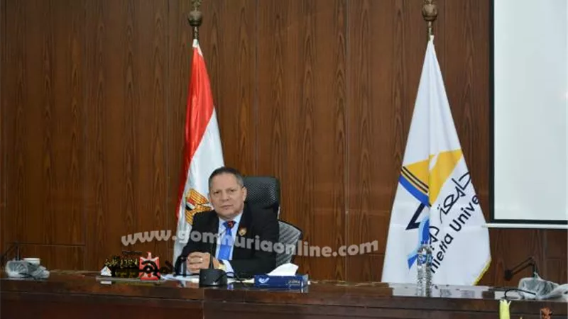 منح ٩ باحثين درجة الدكتوراة و٢٢ الماجستير بجامعة دمياط