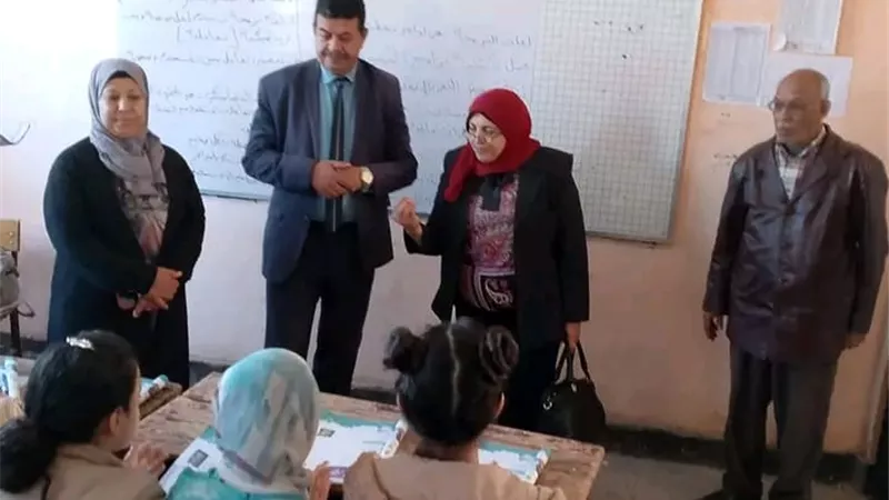قوافل الدعم للمدارس الابتدائية لدعم معلمي اللغة العربية تصل جرجا