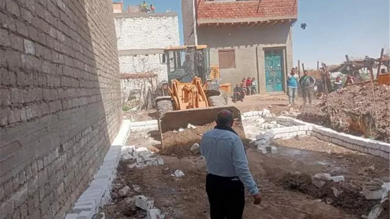 ازالات فورية للمخالفين بقري وأحياء مراكز المنيا