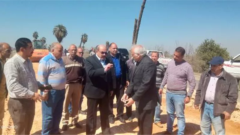 محافظ أسيوط يوجه بالمتابعة الميدانية لمشروعات الخطة الاستثمارية