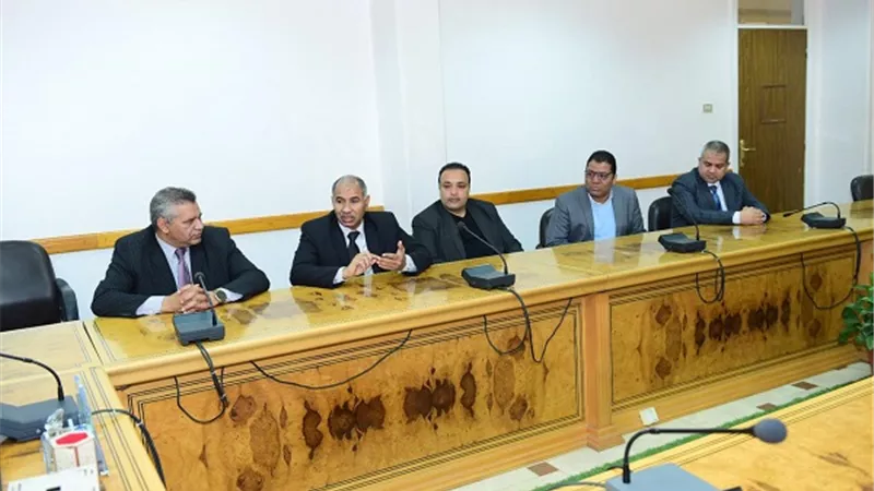 رئيس جامعة سوهاج : التحول الرقمي يجد اهتماما كبيرا من القيادة السياسية