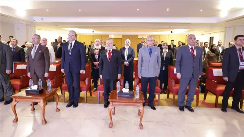 إنطلاق فعاليات مؤتمر تكنولوجيا العماره والعمران نحو بناء مصر جديد