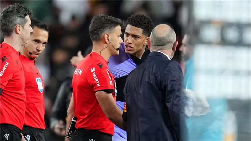 قرار غير مسبوق.. ريال مدريد يهاجم حكم مباراة فالنسيا في بيان رسمي